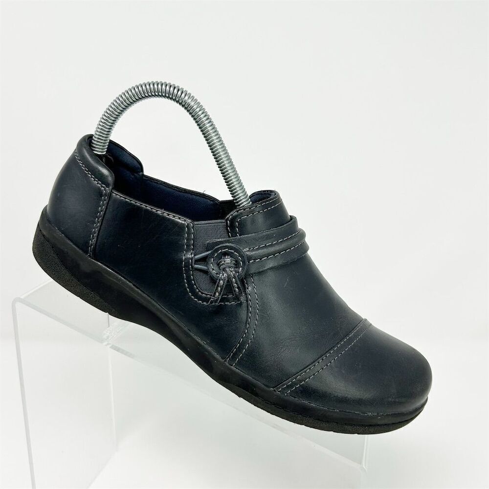 Clarks Women's Cheyn Madi Dark Navy Blue Leather Slip-On Loafers Size 7.5
